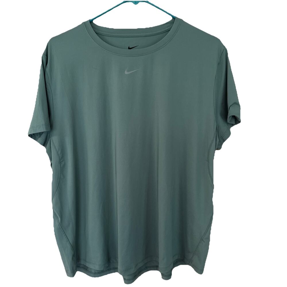 Nike Dri Fit Shirt Women’s XL Green Athletic Training Tee NWT